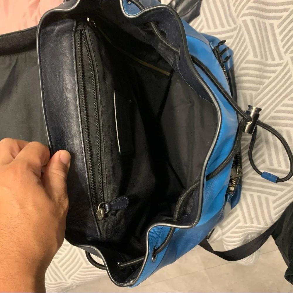 Coach Manhattan special edition leather backpack - Picture 3 of 4